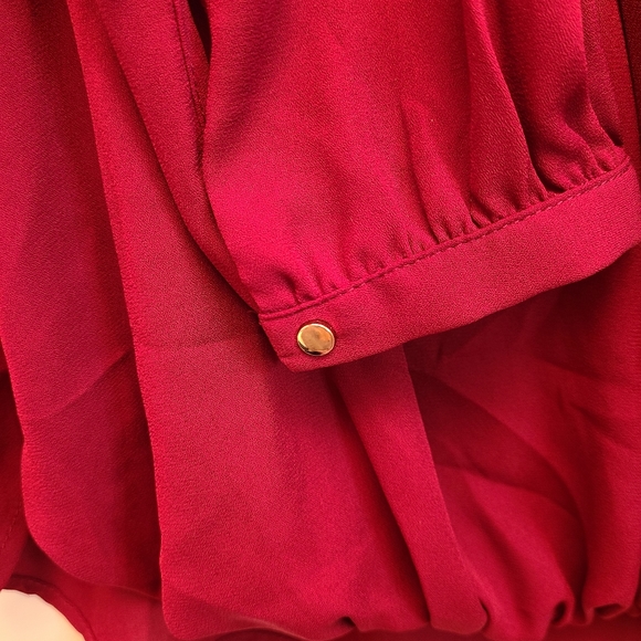 Dynamite Maroon Cold Shoulder Blouse - Picture 4 of 6